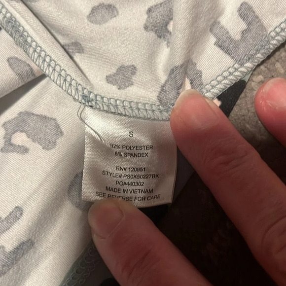 Pink rose cheetah print dress like new. Stretchy and soft. - Picture 3 of 4